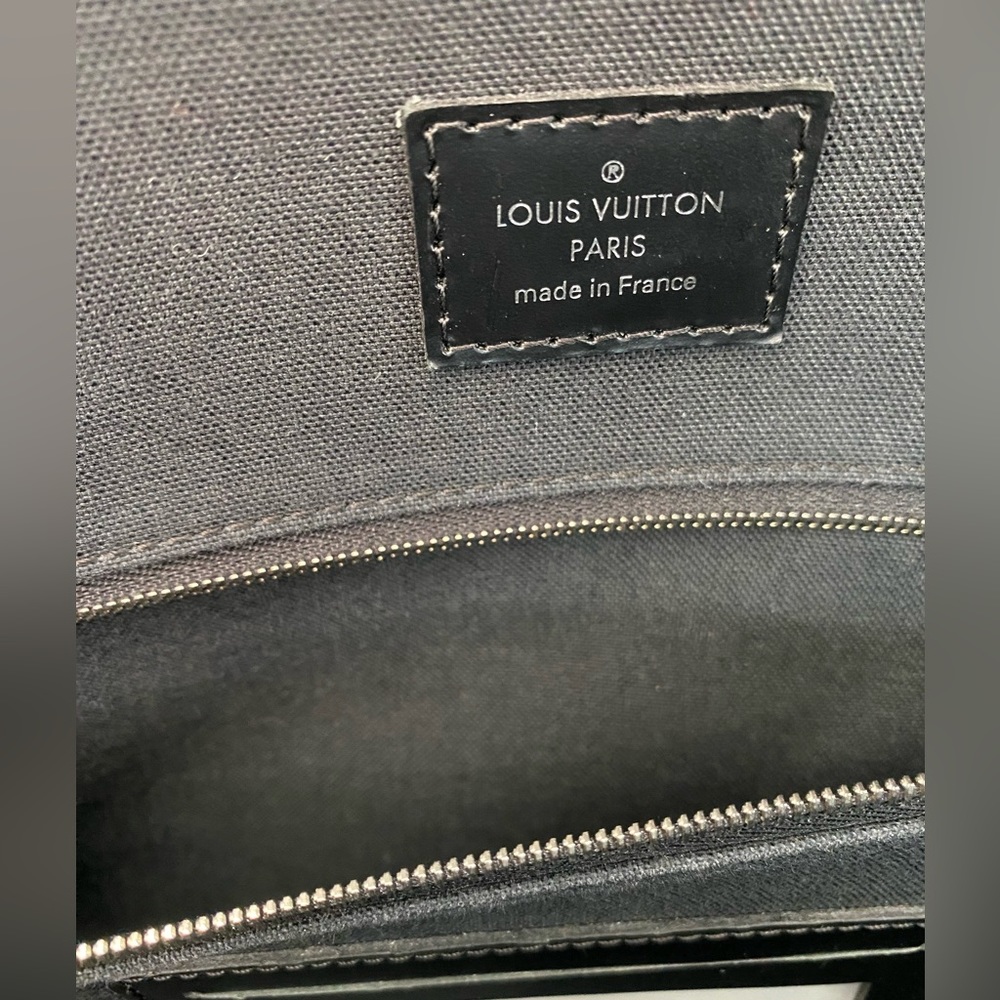 LOUIS VUITTON Bourget 50 Black Duffle Epi leather 50 travel bag! - Picture 7 of 11